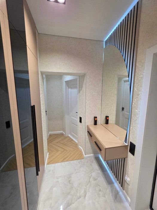 СДАЕТСЯ В АРЕНДУ!2х комнатная квартира,60 кв.м, рядом метро Ойбек. АКТ