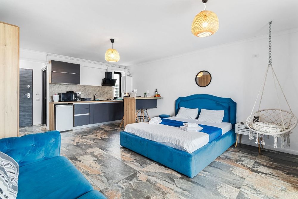 // Studio Mamaia sat- Lidl //