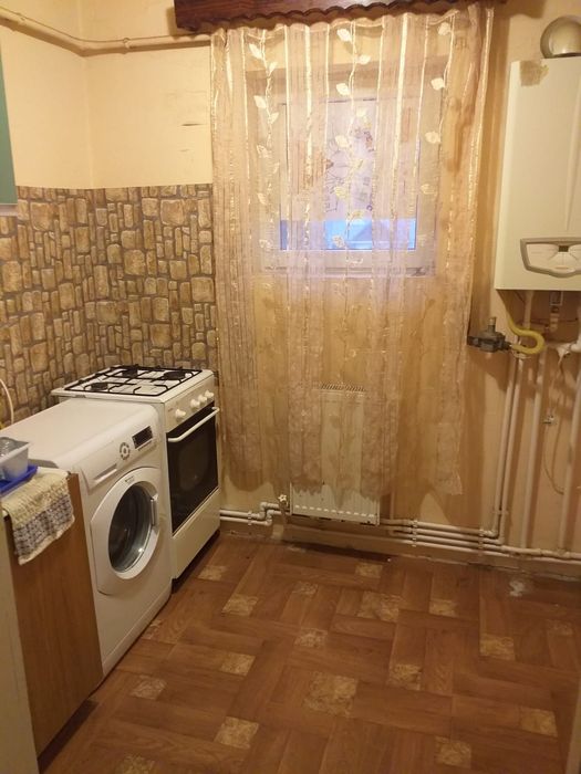 Vand apartament 3 camere decomandat