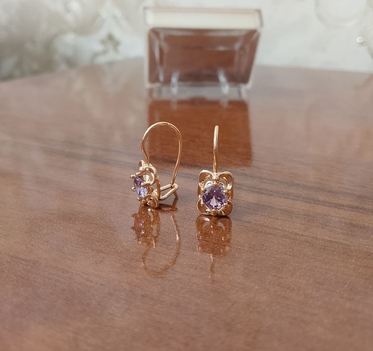 Серьги под золото (бижутерия). Новая