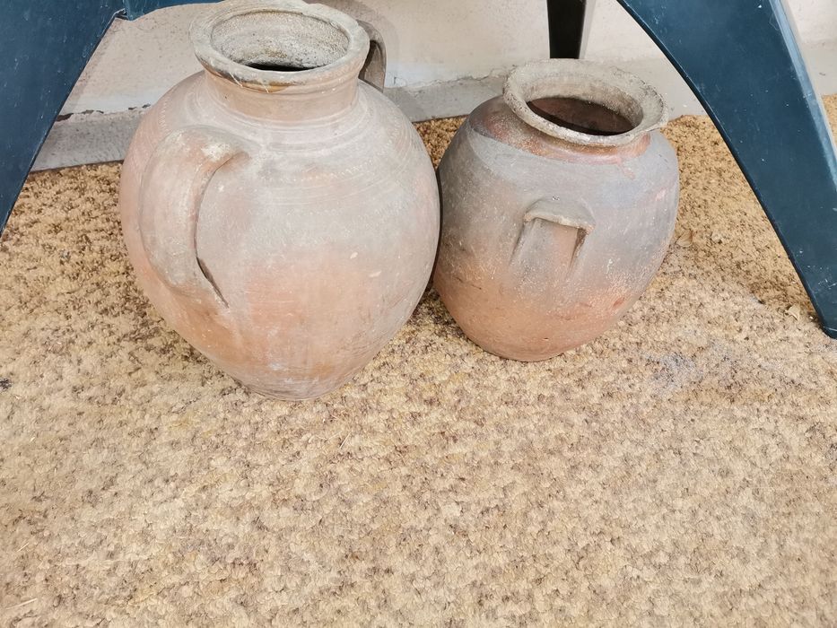 Малки глинени делви