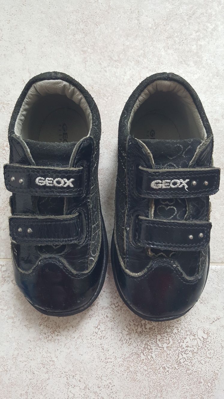 Детски обувки от естествена кожа Geox 22-23 номер