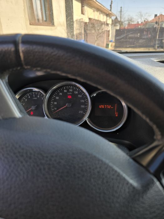 Vând Dacia sandero
