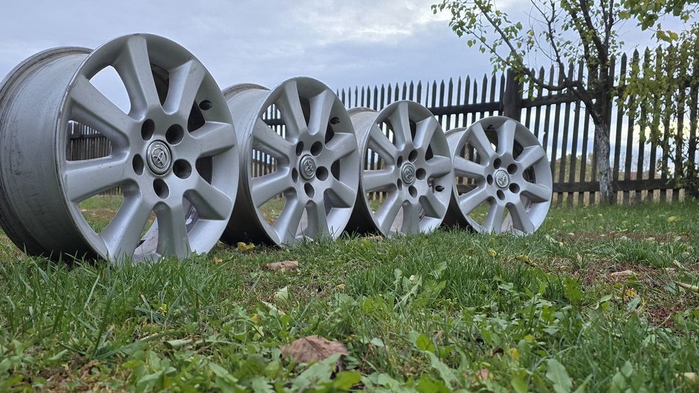 Vând jante Toyota 16" 6.5j ET45 originale