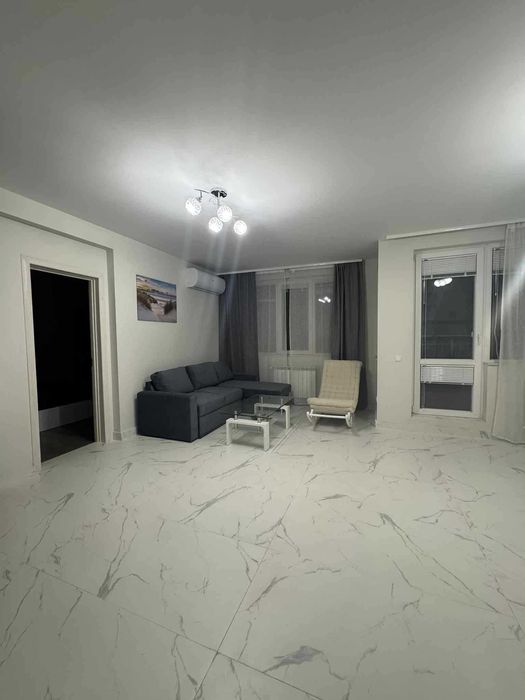 Тристаен ап. под наем в кв. Надежда 2