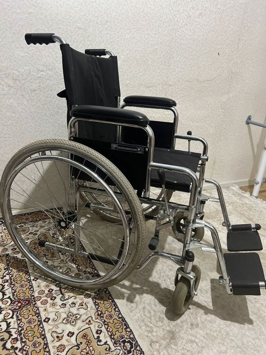 Инвалидная коляска