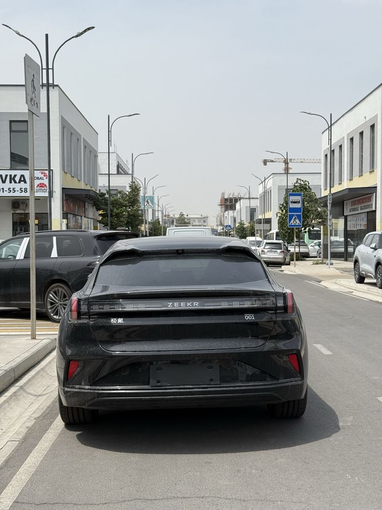 Zeekr 001 You paket notarusga tayyor