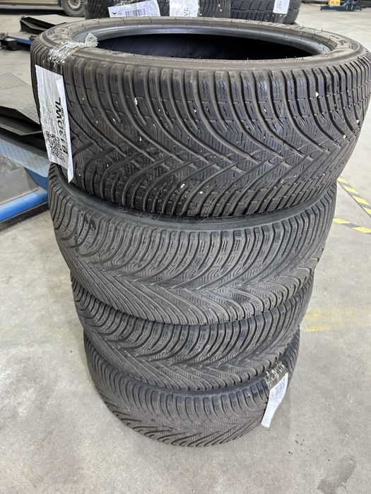 Set anvelope iarna 245/45/R18