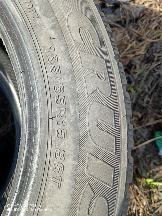 Продам резину на 185,65,15