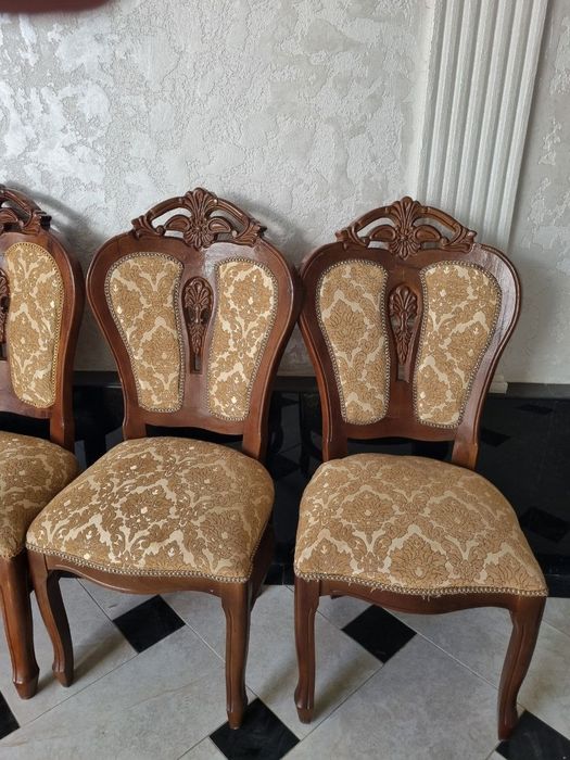 Гастивые стулья для дома