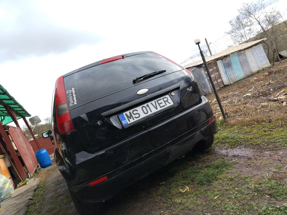 Vând  Ford Fiesta