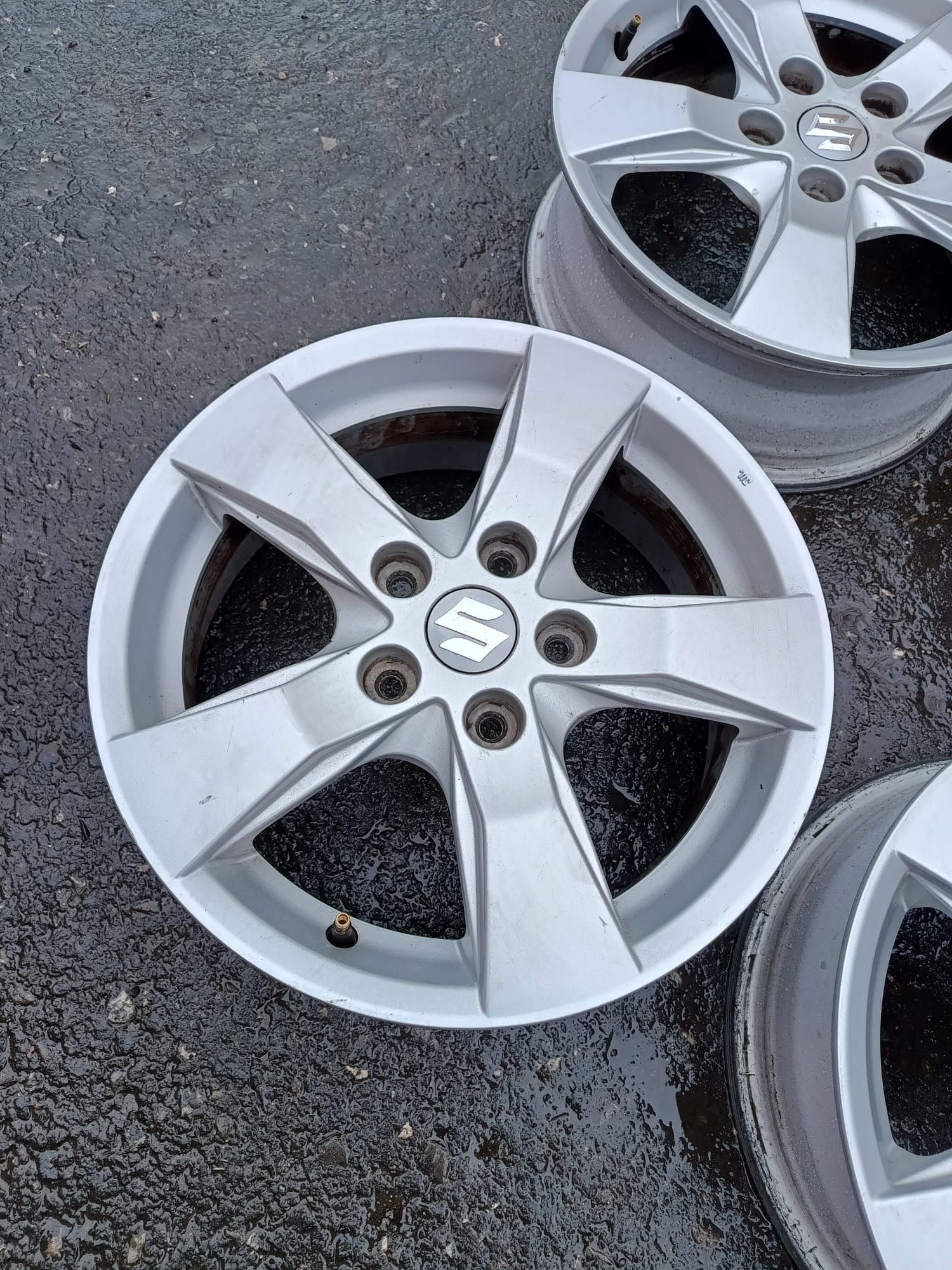 4 jante aliaj 5×114,3×16 Suzuki vitara, sx4,s-cross, Swift