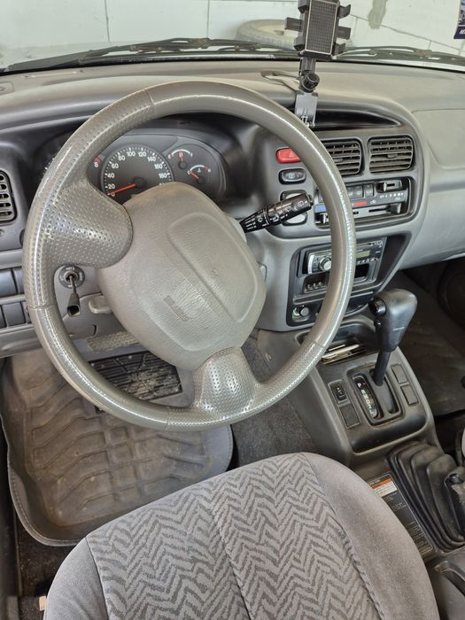 Vând Suzuki grand vitara cutie automata