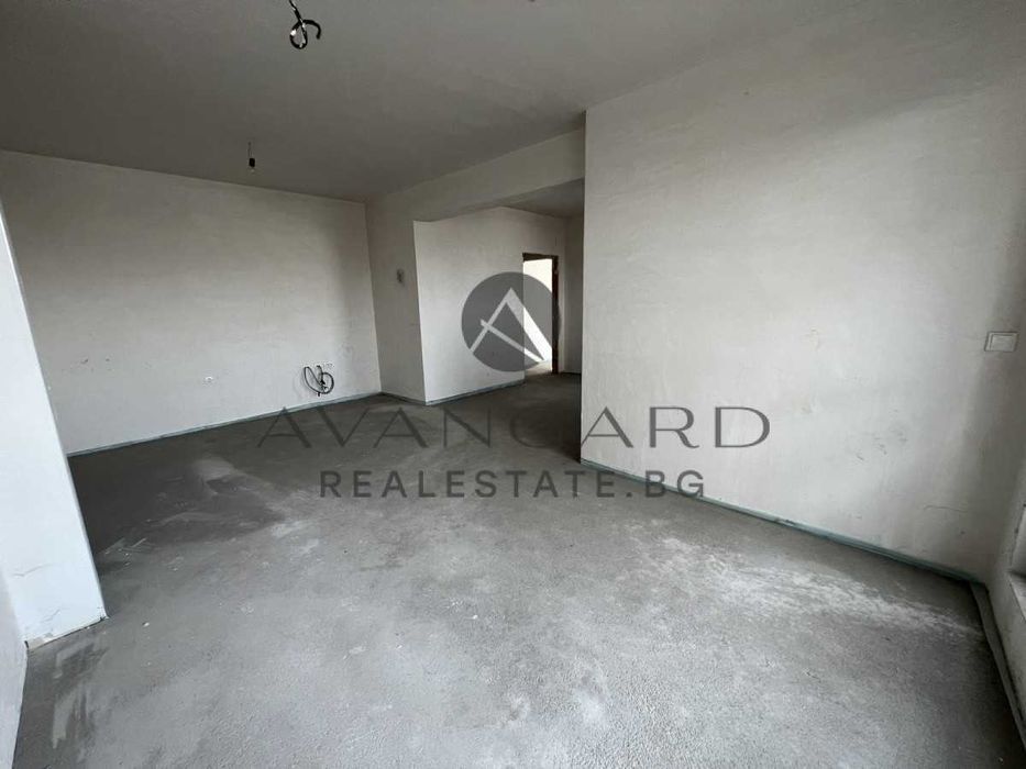 Продава се Четиристаен апартамент в Пловдив, Христо Смирненски - 162 кв.м за 1223 €/кв.м - Снимка #1