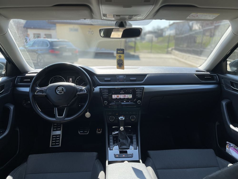 Skoda Superb 2016 2.0 DSG