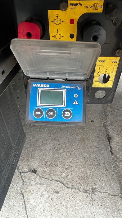 Semiremorca Varios Schmitz PREGATITA DE LUCRU,56 scanduri,XL,multilock