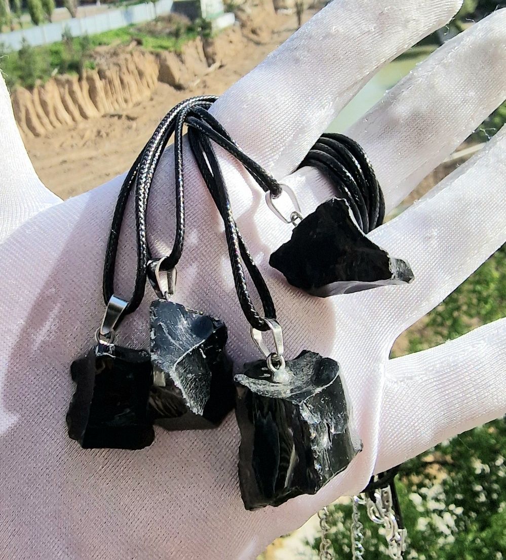 Кулон Кристаллы из натуральных камней.