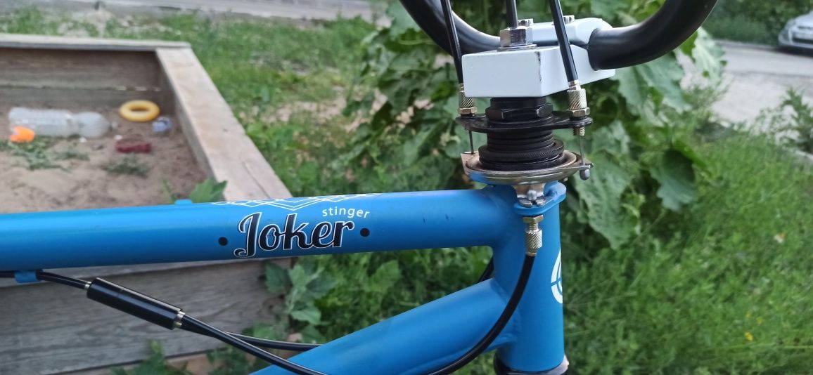 Велосипед  подросковый, трюковой bmx Stinger joker20