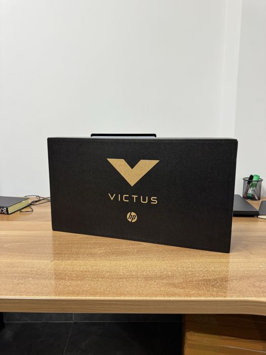 Ноутбук HP VICTUS для игр с видеокартрй 5060
