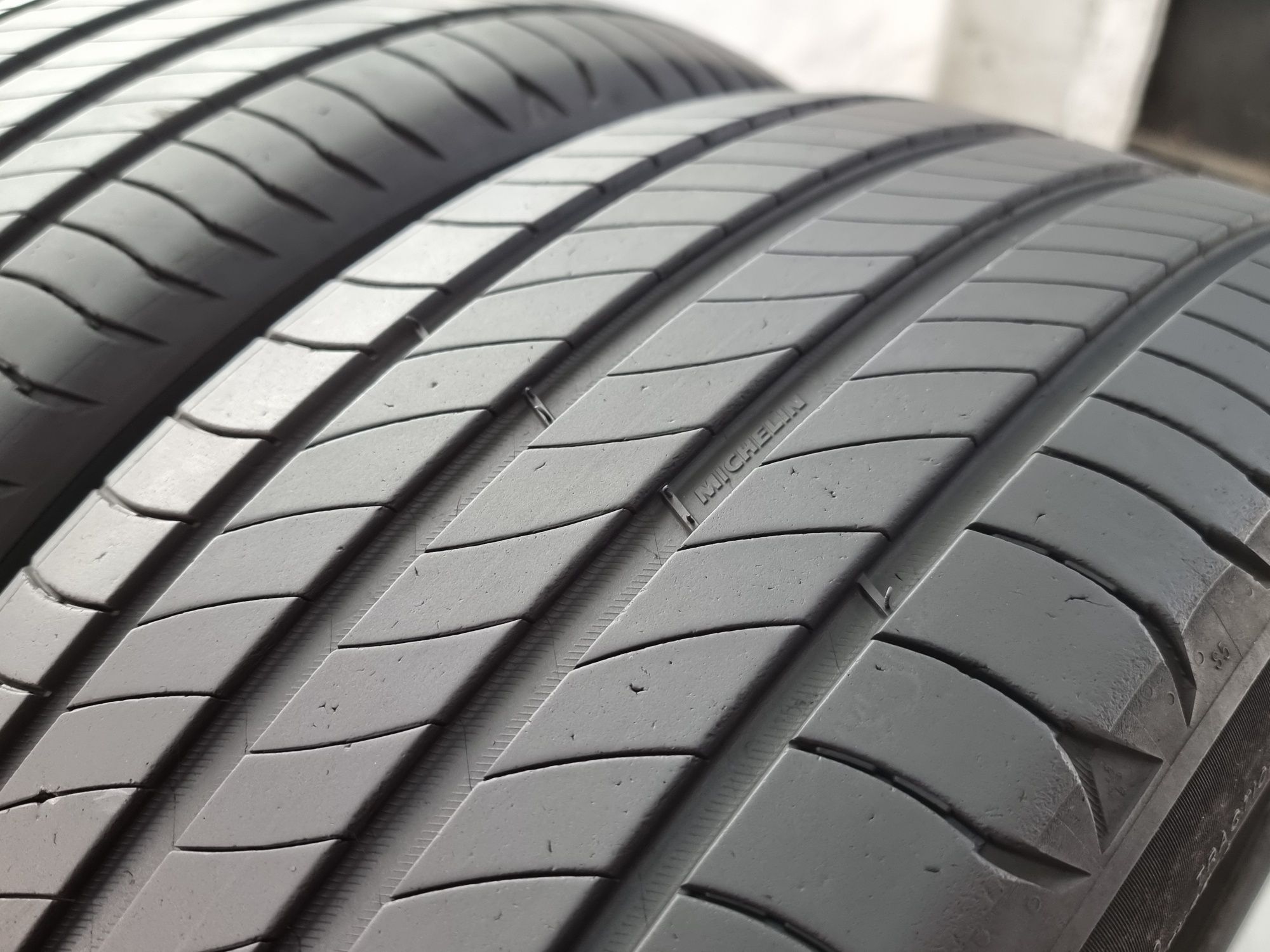 225/55/18 Michelin 4Броя: 350лв 5.8мм