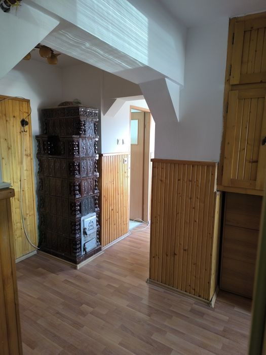 De vânzare apartament 2 camere+garaj