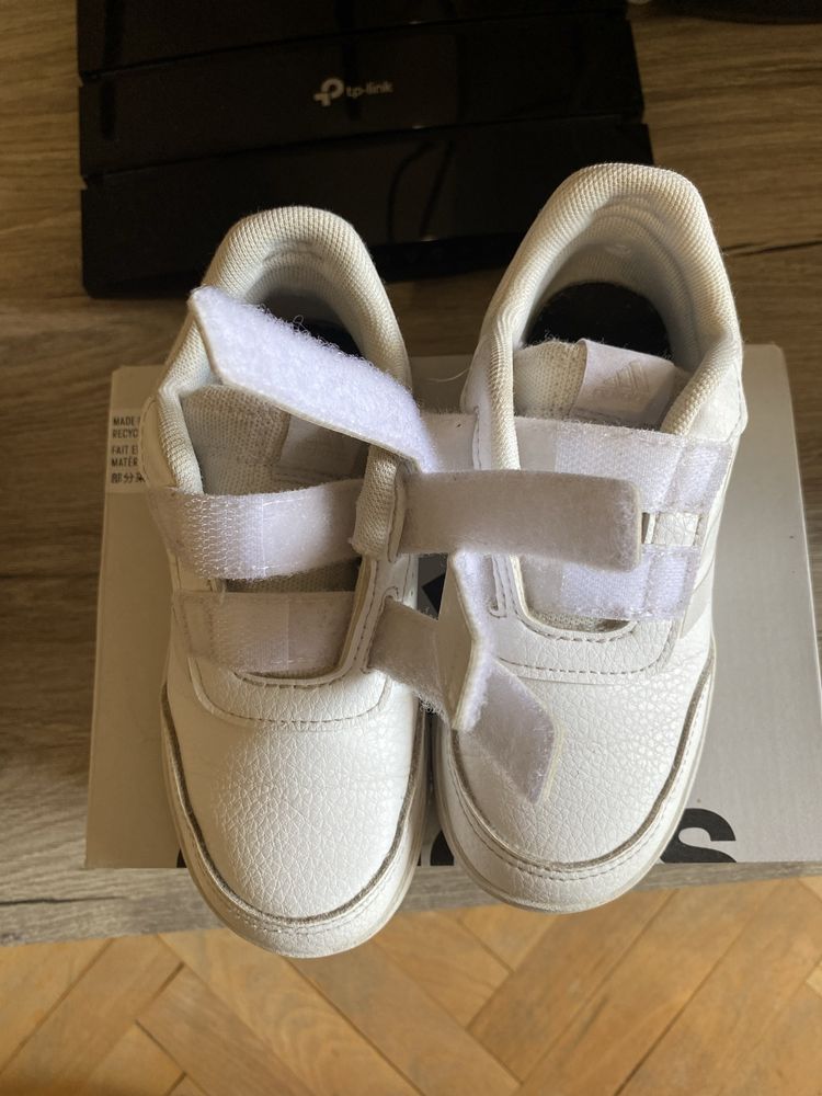 Детски маратонки Adidas 27н.