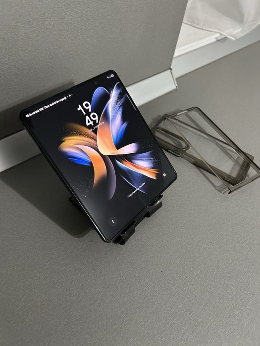 Samsung z fold 4 stare foarte buna