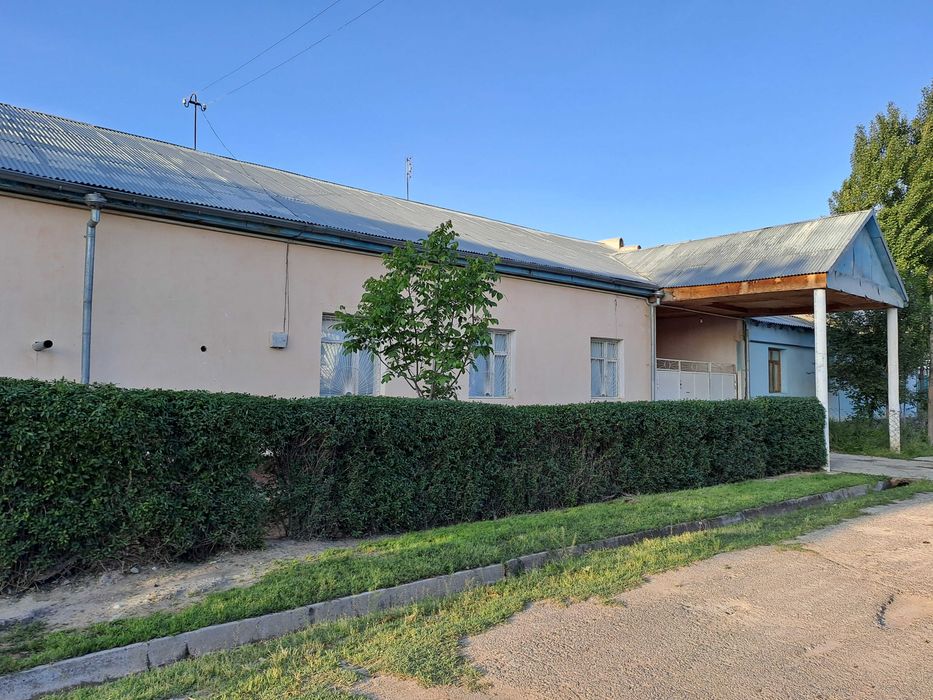 Участкали уй сотилади