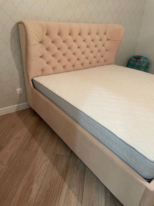 Продам кровать 180/200