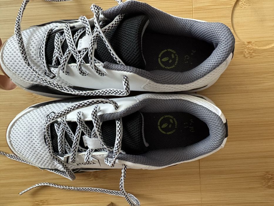 Adidasi 35 noi sala interior Atorka Stare excelenta