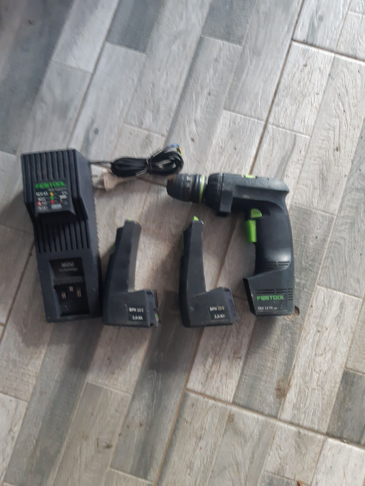 Bormasina filetanta Festool cdd 12 fx