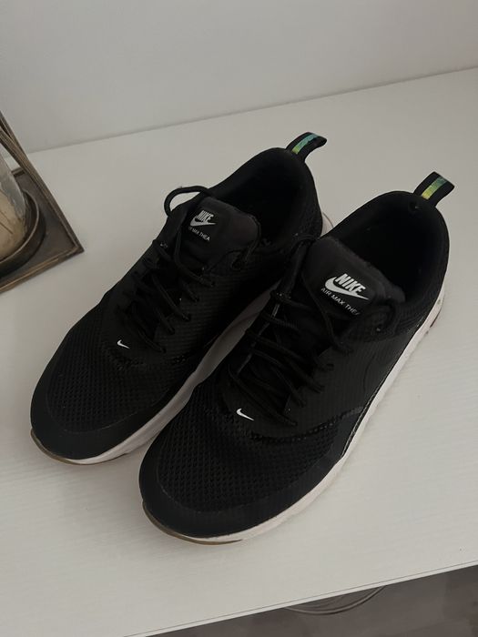Adidasi Nike Air