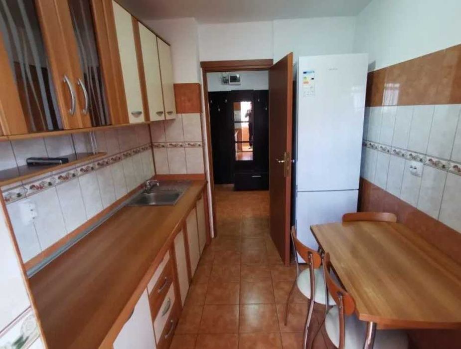Дава се под наем Двустаен апартамент в Пловдив, Каменица 1 - 59 кв.м за 204 € - Снимка #1