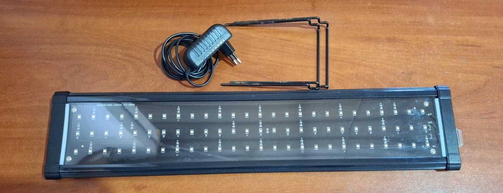 Lumina LED pentru acvariu, 12W, 60-90 cm, negru