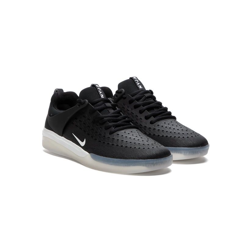 Дамски Nike SB Zoom Nyjah 3 нови