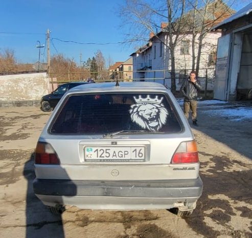 Продам автомобиль Volkswagen Golf II, 1990 г.
