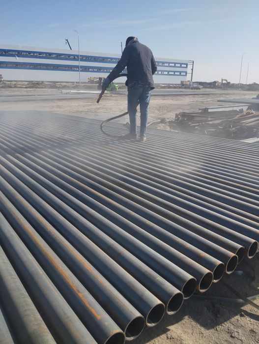 Пескостройный очистка и окраска