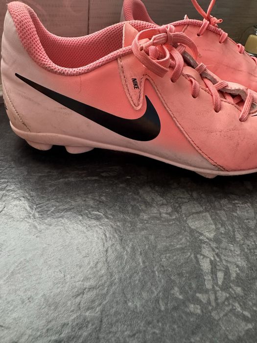 Бутонки Nike Phantom