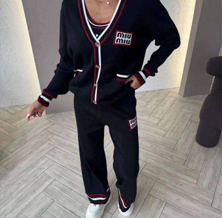 Дамски комплект нов