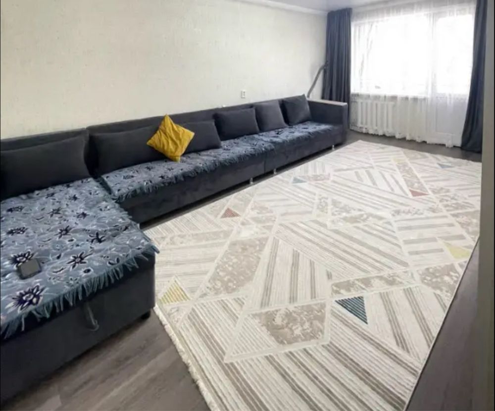 Продам диван в хорошем состояний