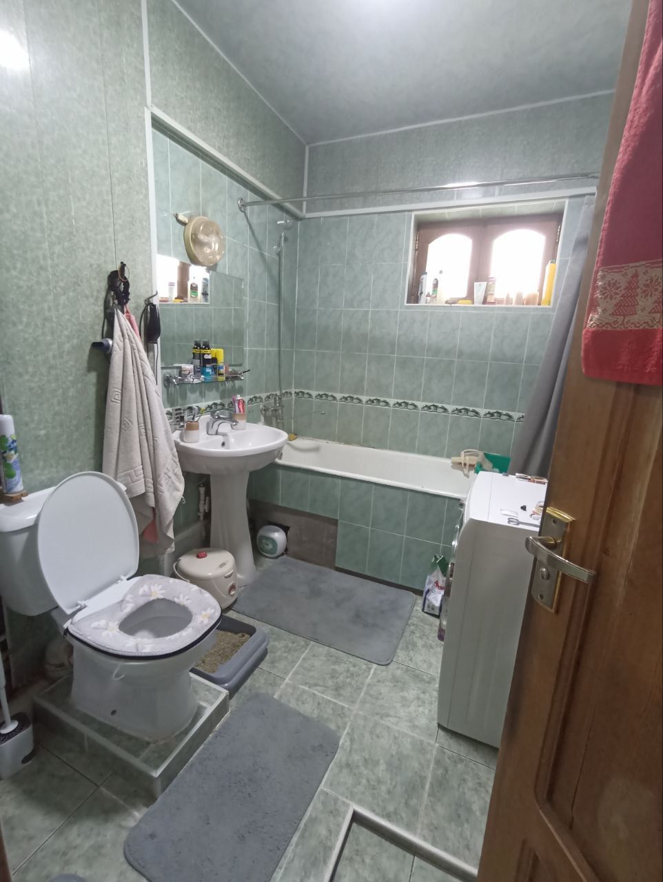 Продается двухкомнатная квартира на массиве Водник