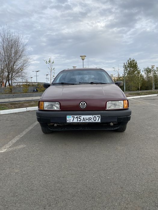 Passat B3 универсал 1,8 mono