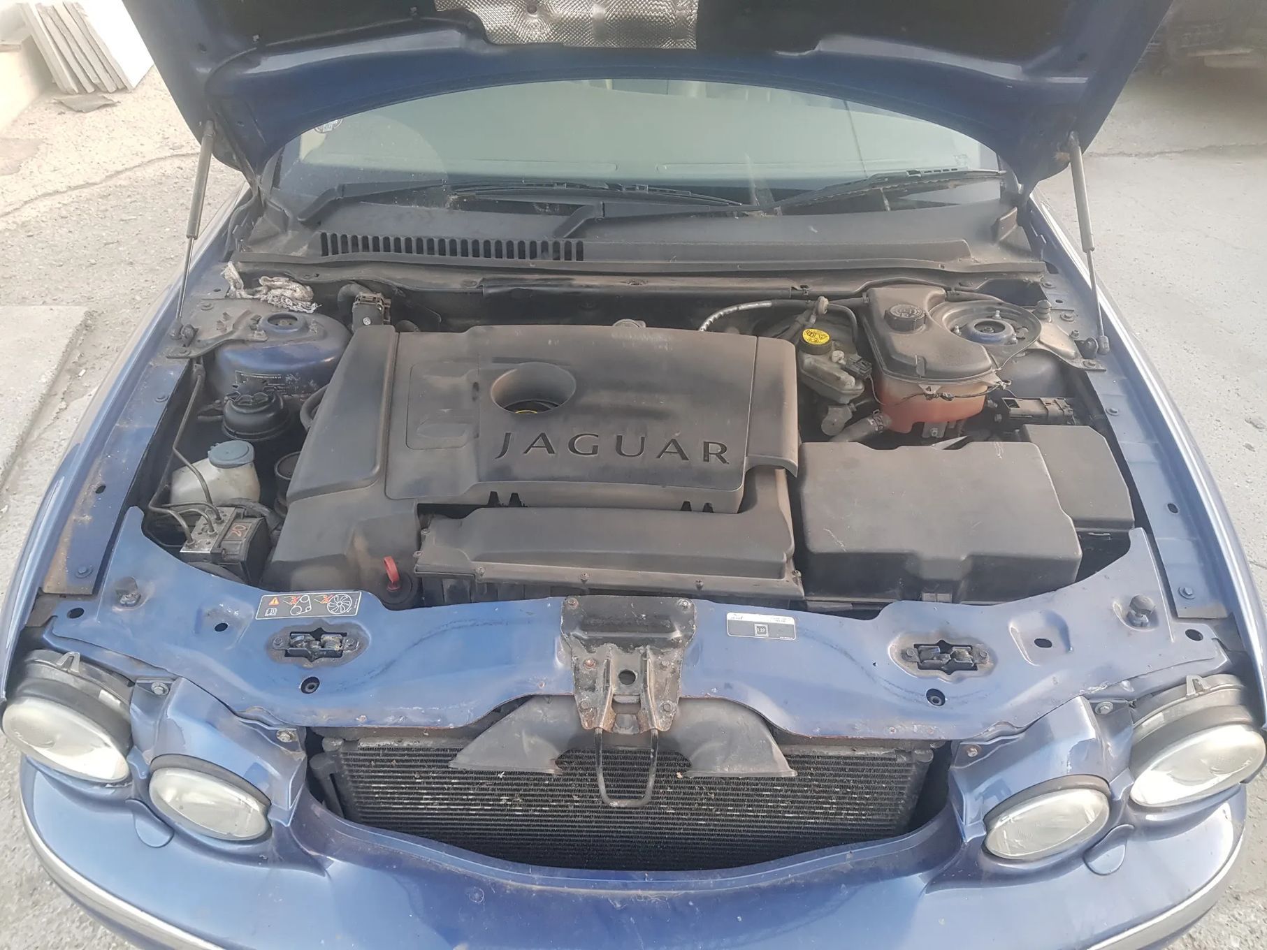 Dezmembram/Piese Jaguar X Type 2.0 d , an fabr. 2005