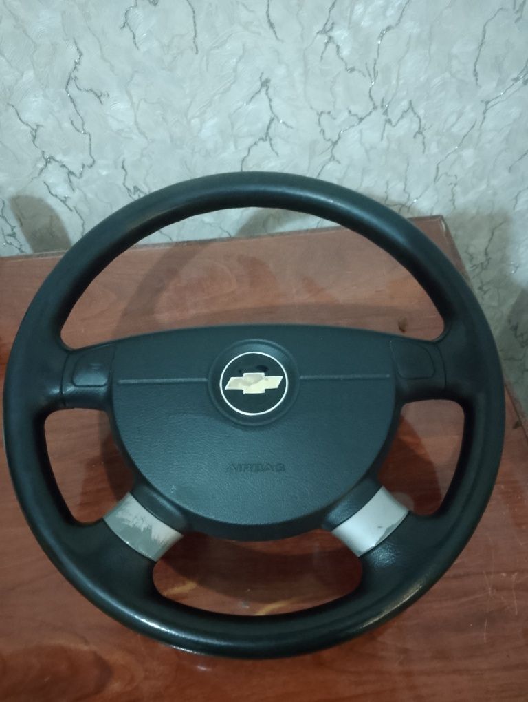 Nexia 3 rul sotladi