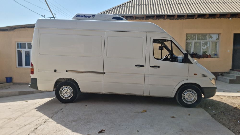 Mercedes-Benz sprinter спринтер