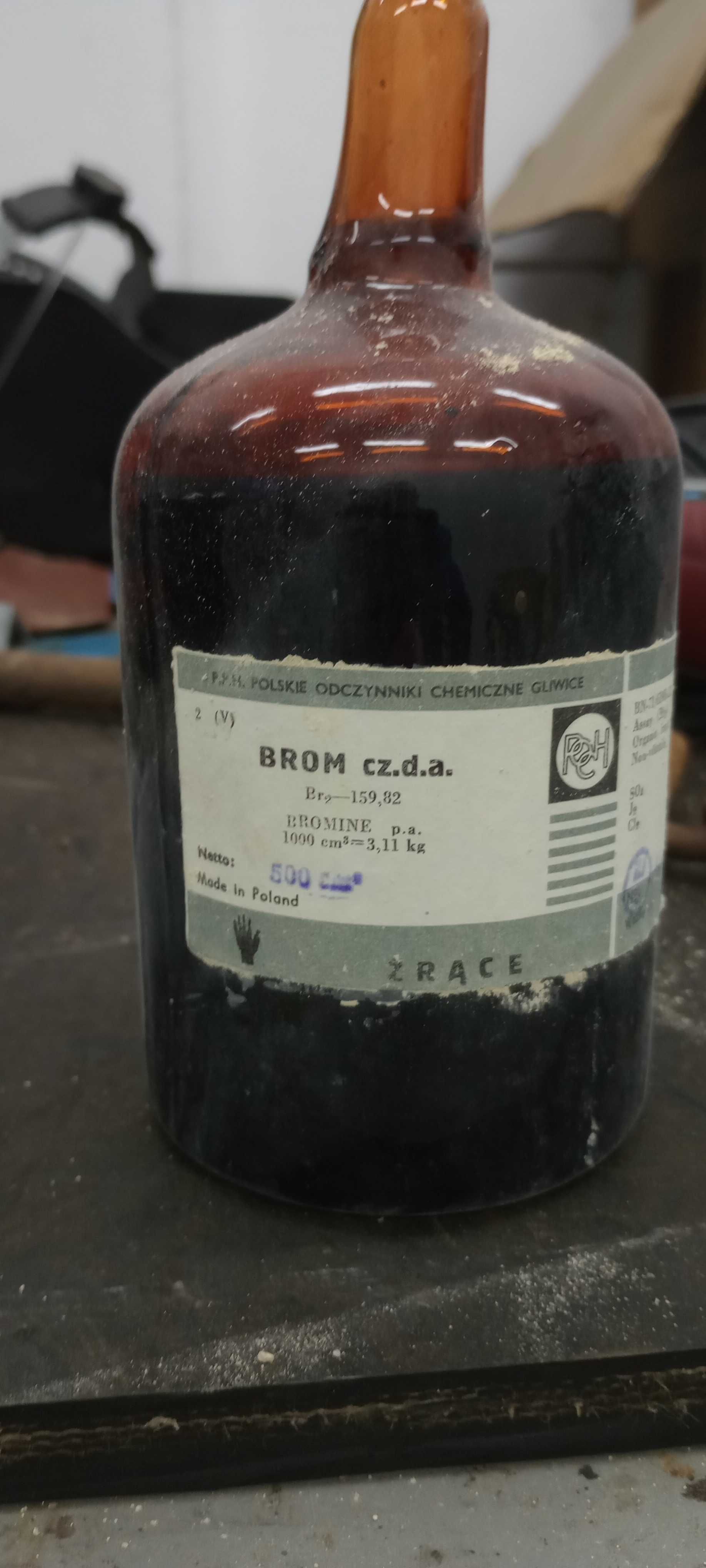 химикали бром разчистване лаборатория