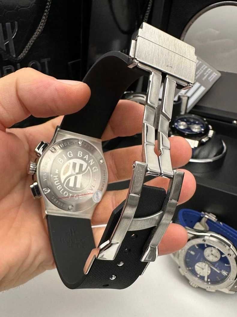 Мъжки Часовници 42mm сребро/ хронограф