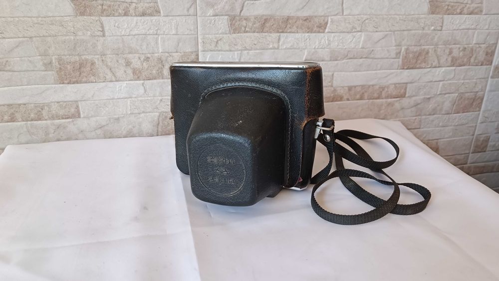 Механичен фотоапарат Zenit 12cd - 1983г.