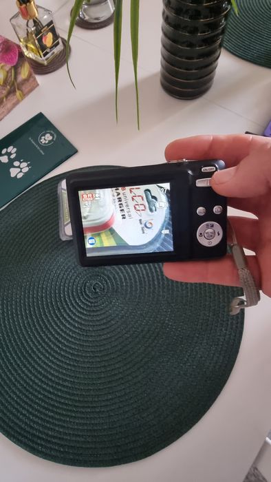 Camera foto digitala Fujifilm JV300  , 14 mp. copii adulți drumetie ti