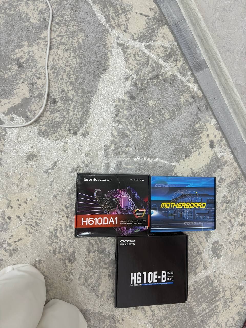 Материнская плата H610